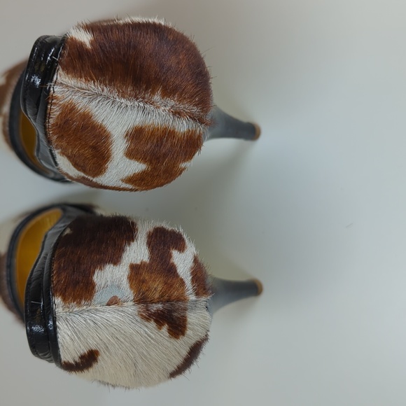 D&G Cow-Print Heels | Pointed Toe | Size 36 | Comes with Box - Picture 12 of 14